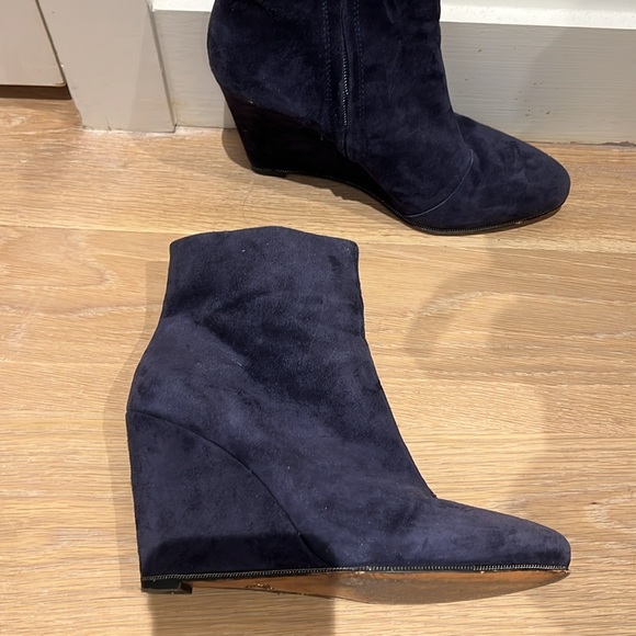 Vince Camino hidden Wedge Navy boots. Size 7. Excellent condition - Picture 11 of 16
